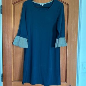Women’s 3/4 ruffle sleeve dress